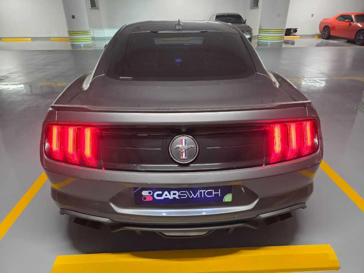 Car image 6