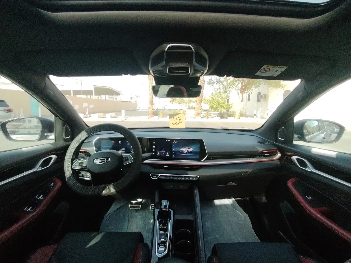 Car image 17