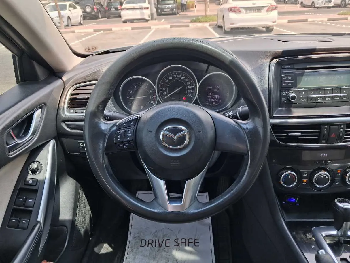 Car image 16