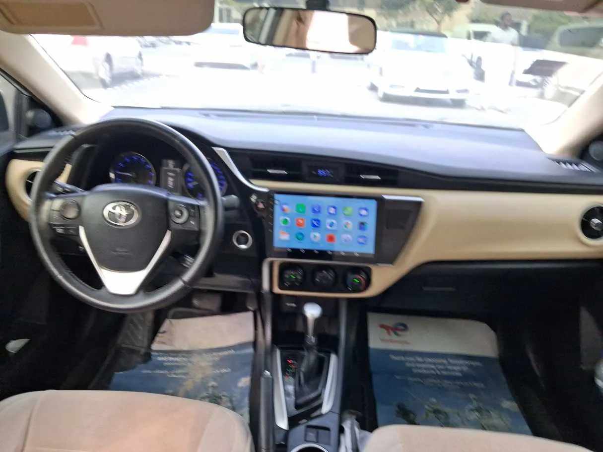Car image 15