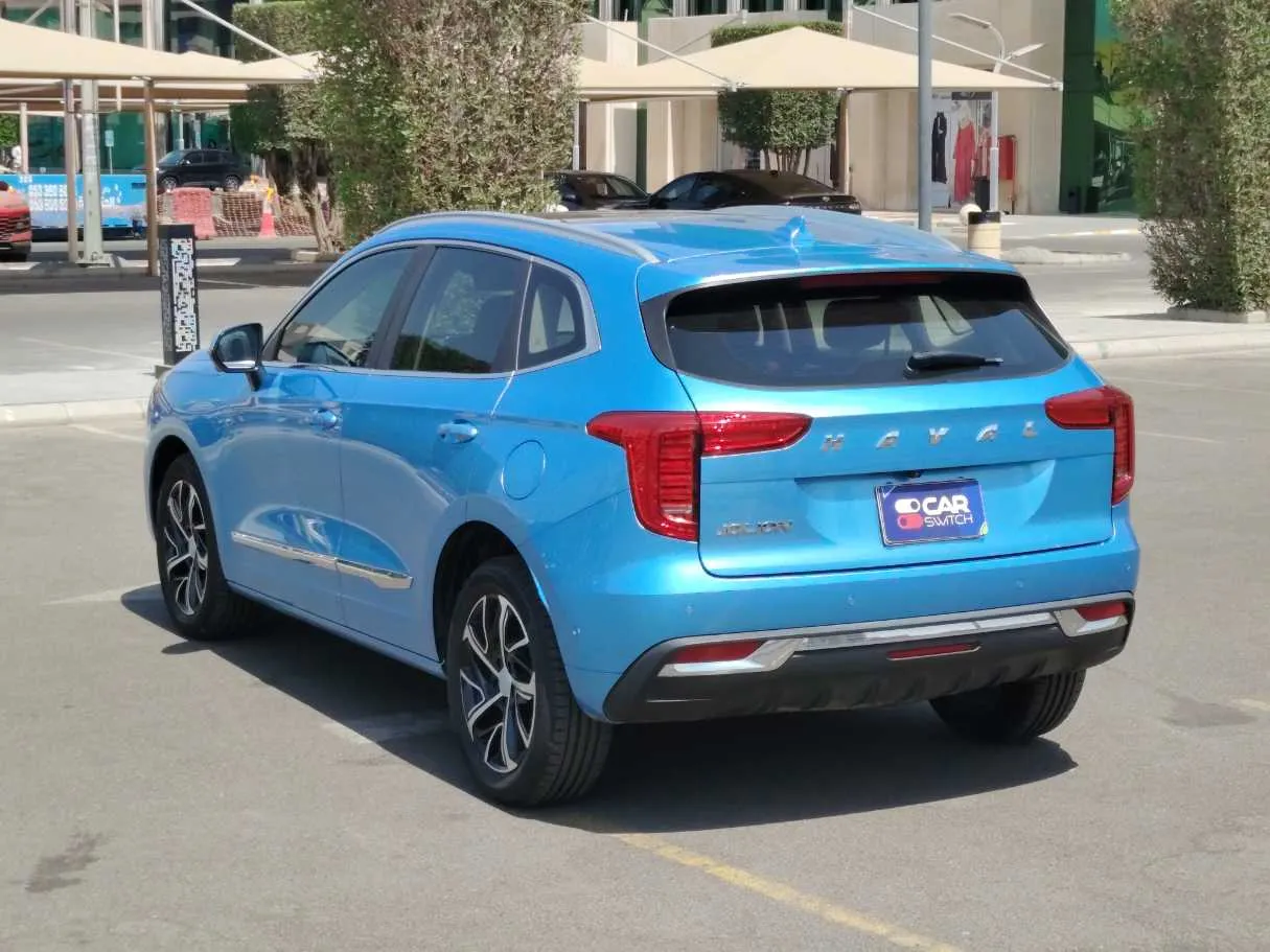 Car image 7