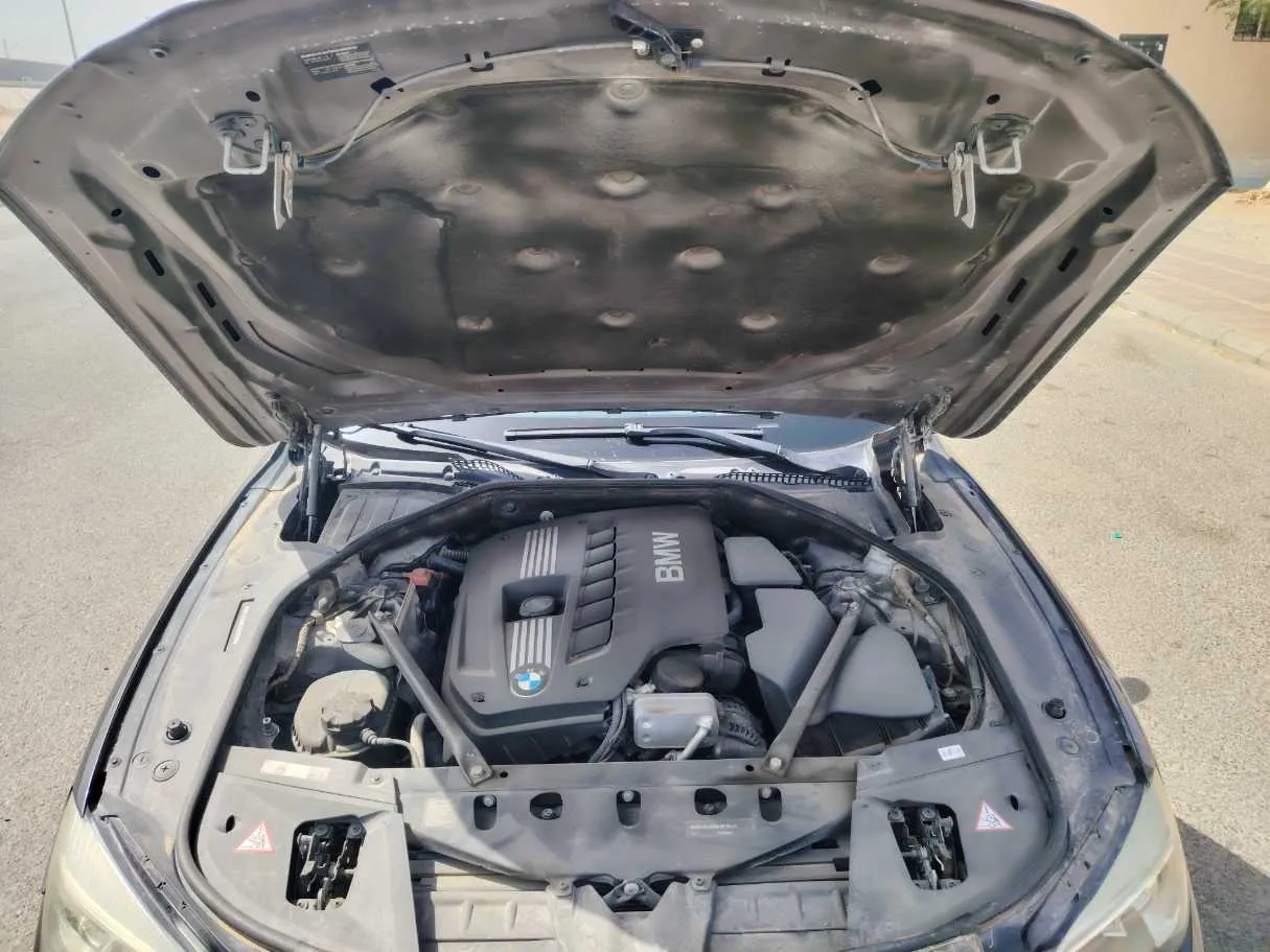 Car image 38