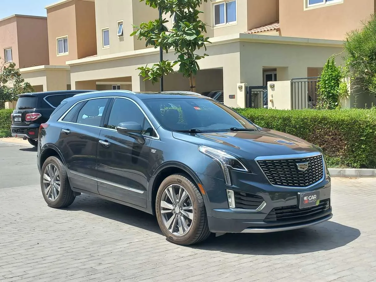 Car image 3