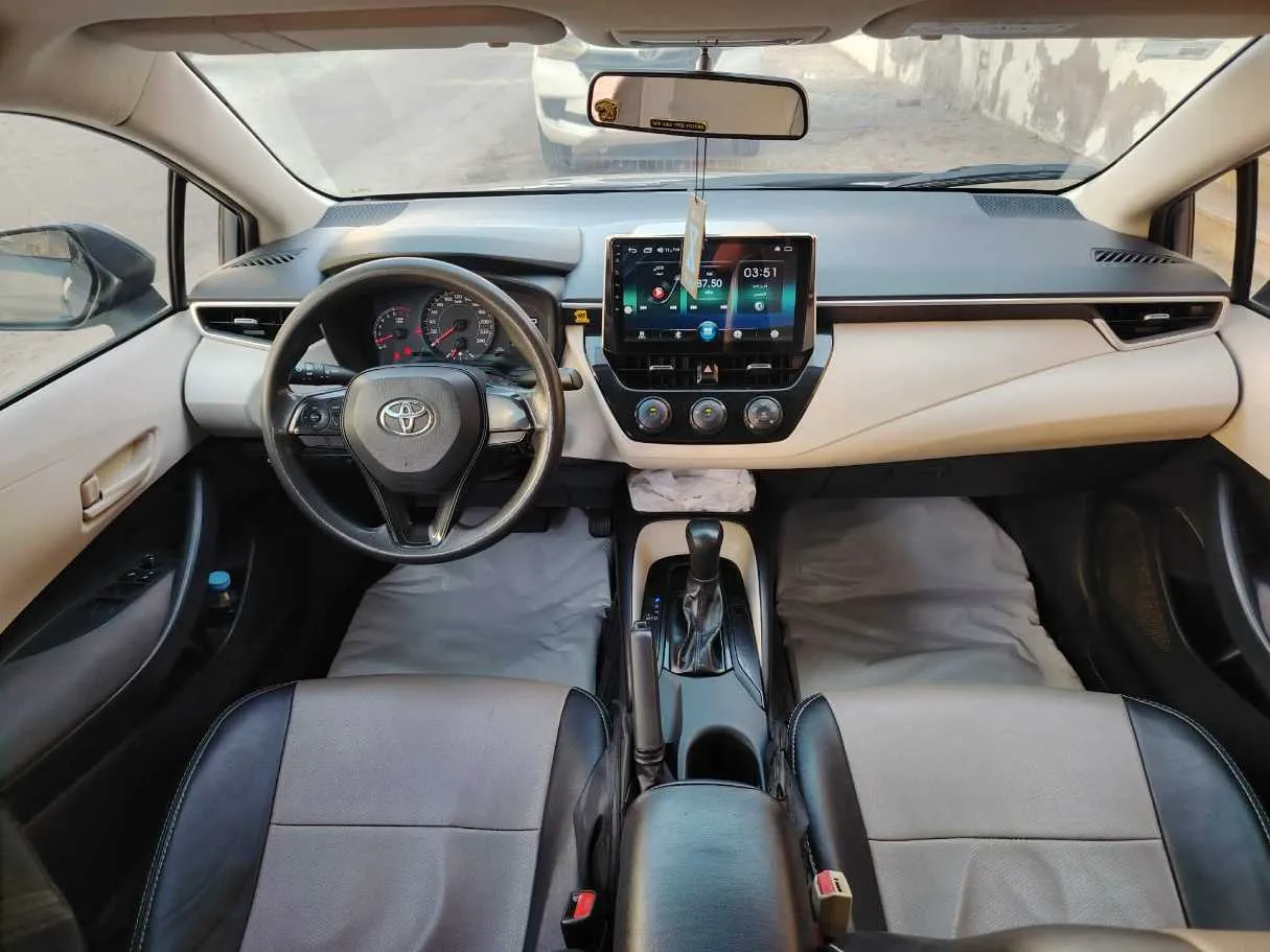 Car image 20