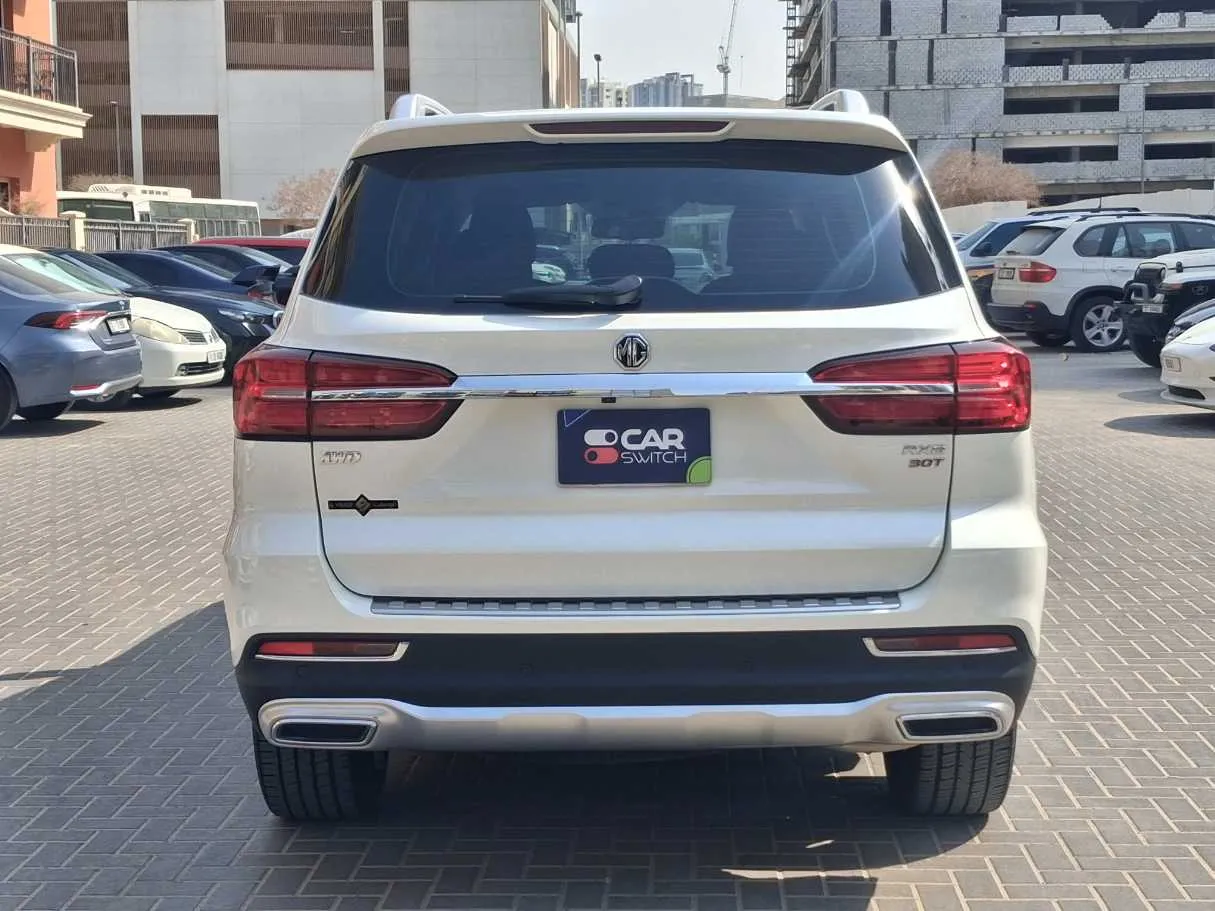 Car image 6