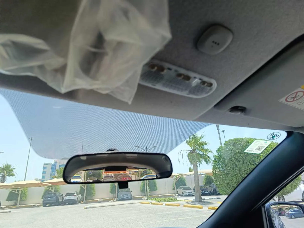 Car image 29