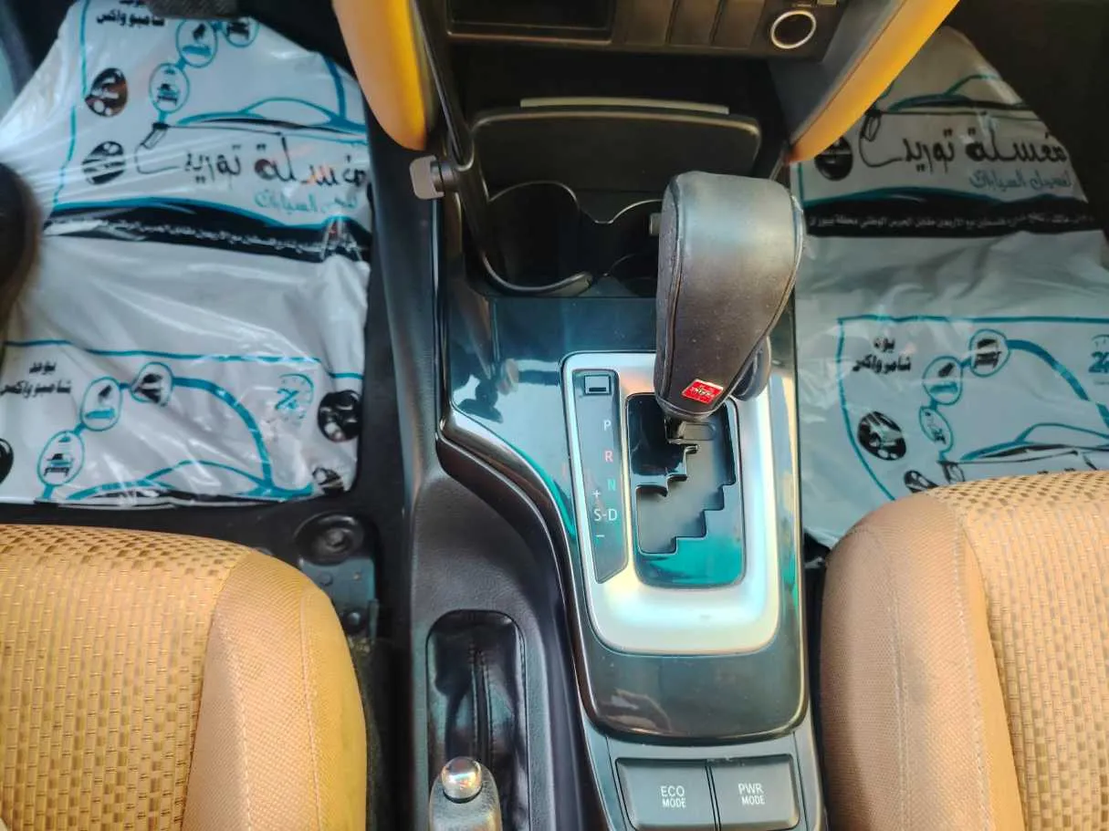 Car image 23