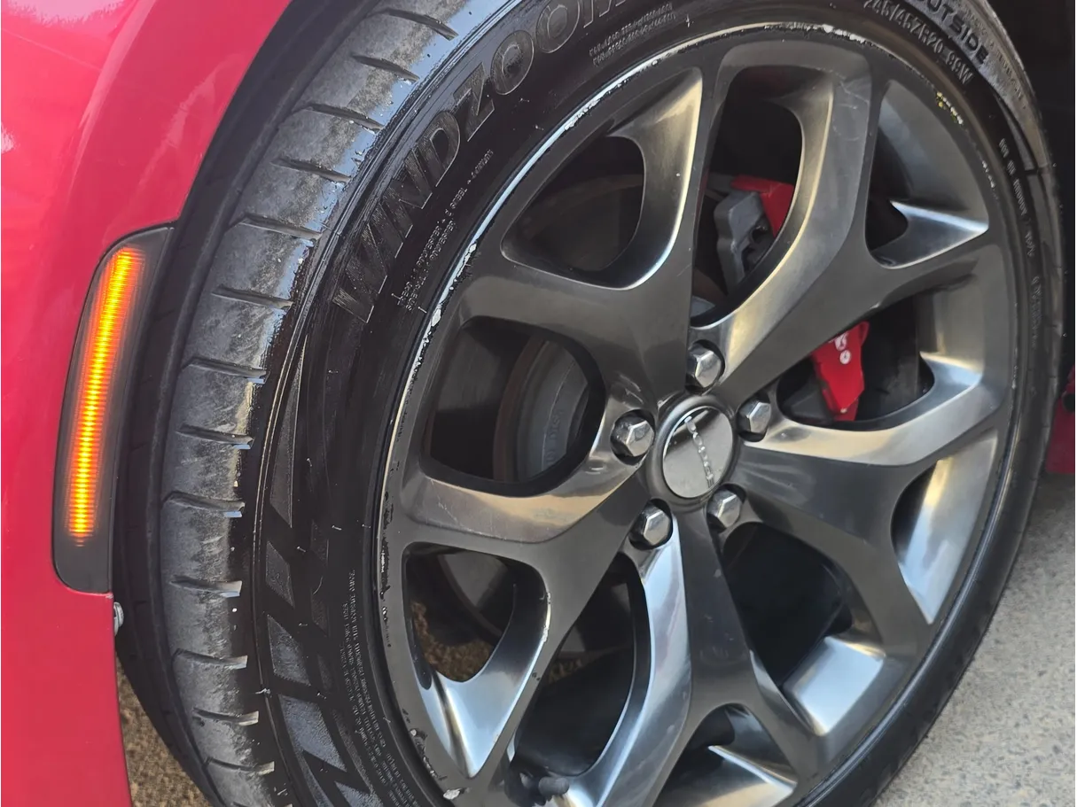 Car image 8
