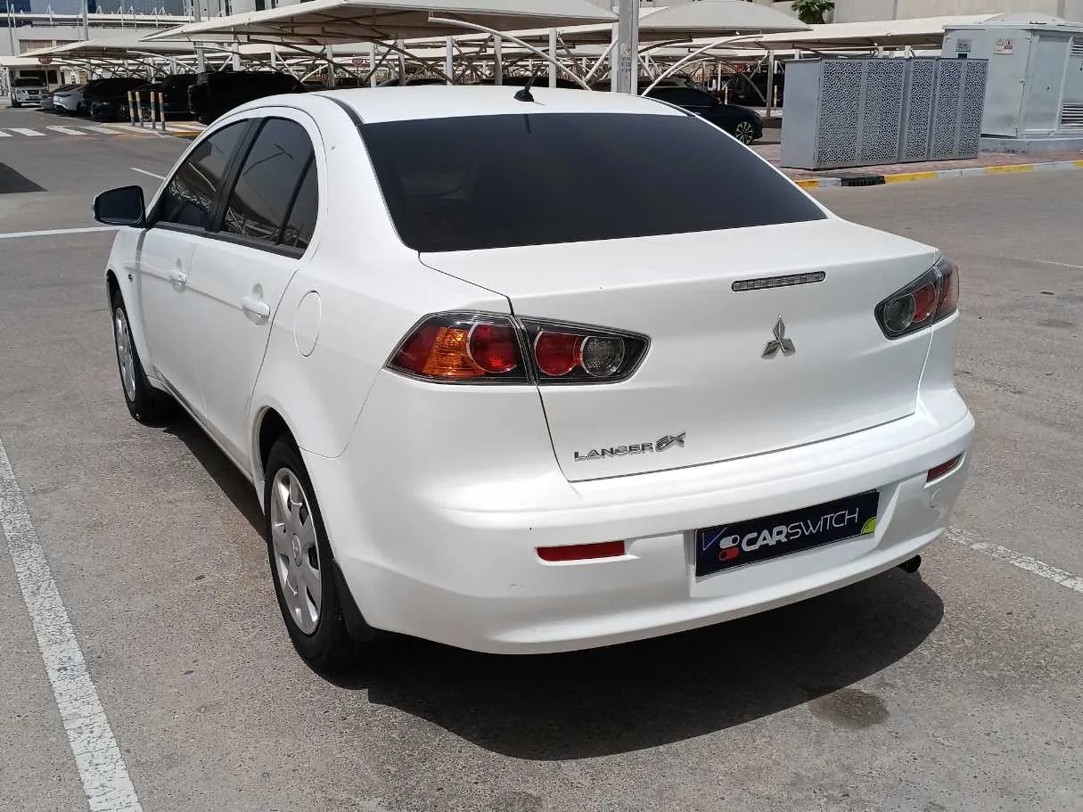 Car image 8