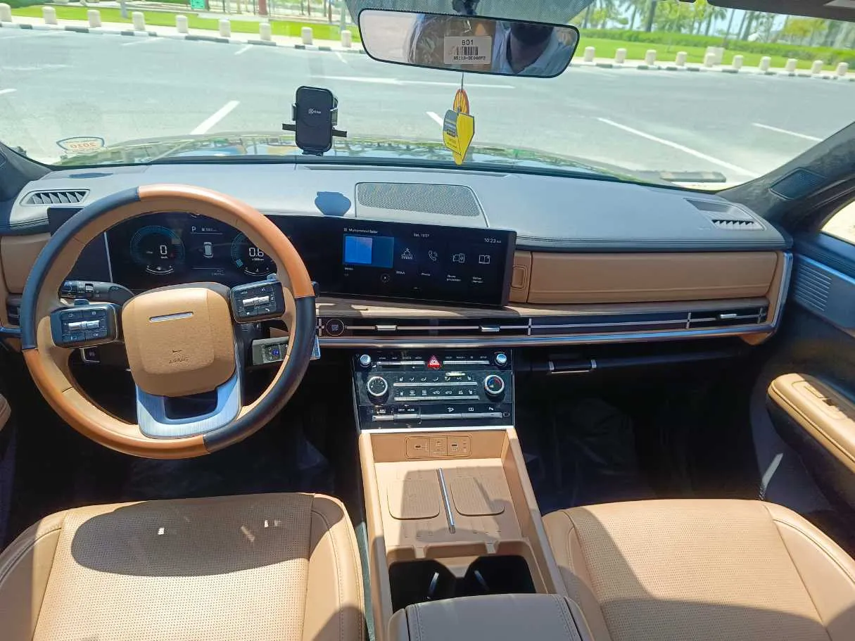 Car image 21