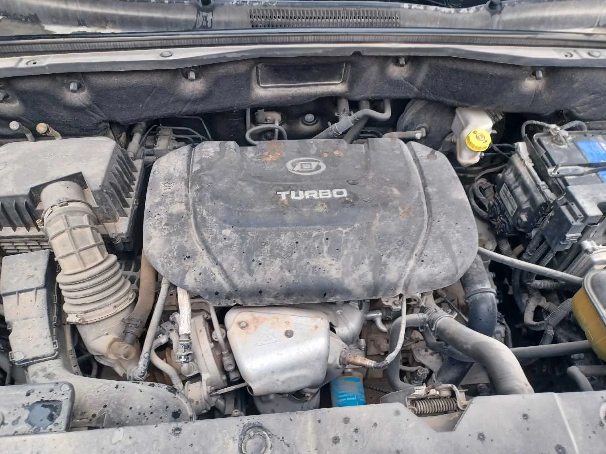 Car image 21