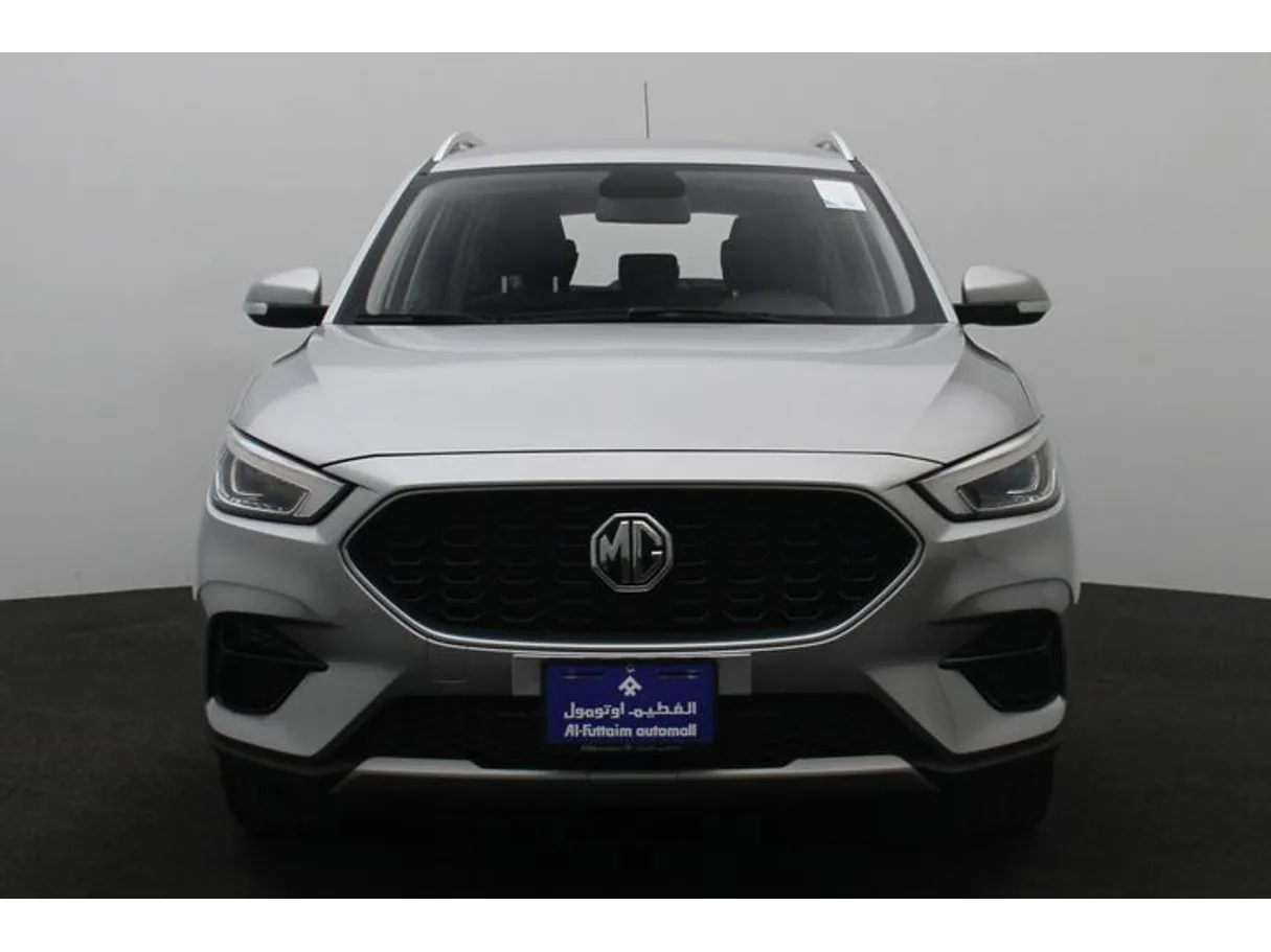 Car image 11