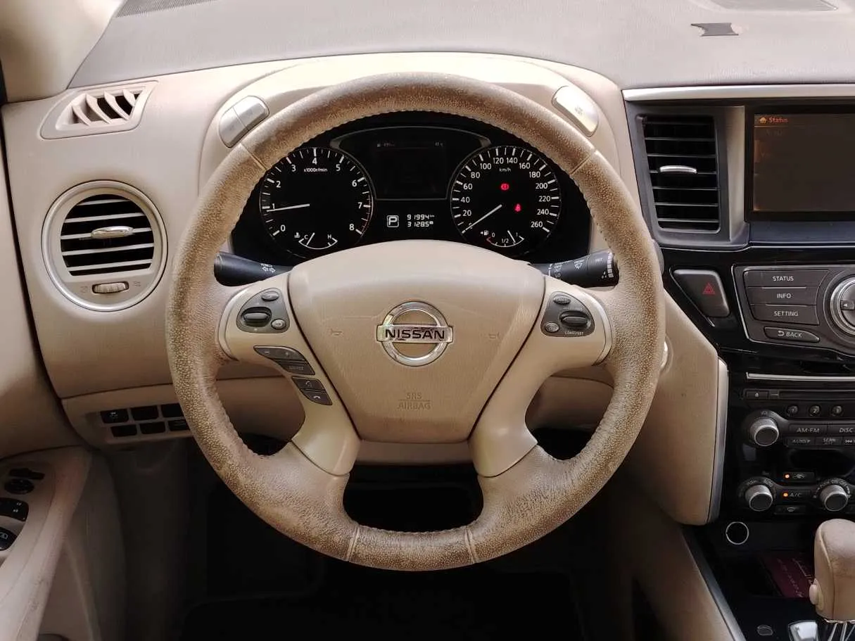 Car image 22