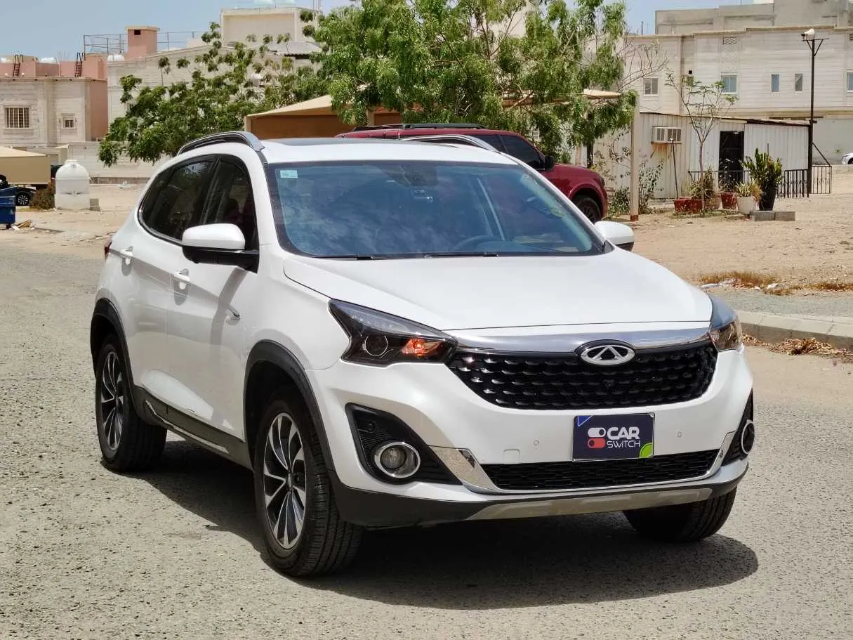 Car image 3