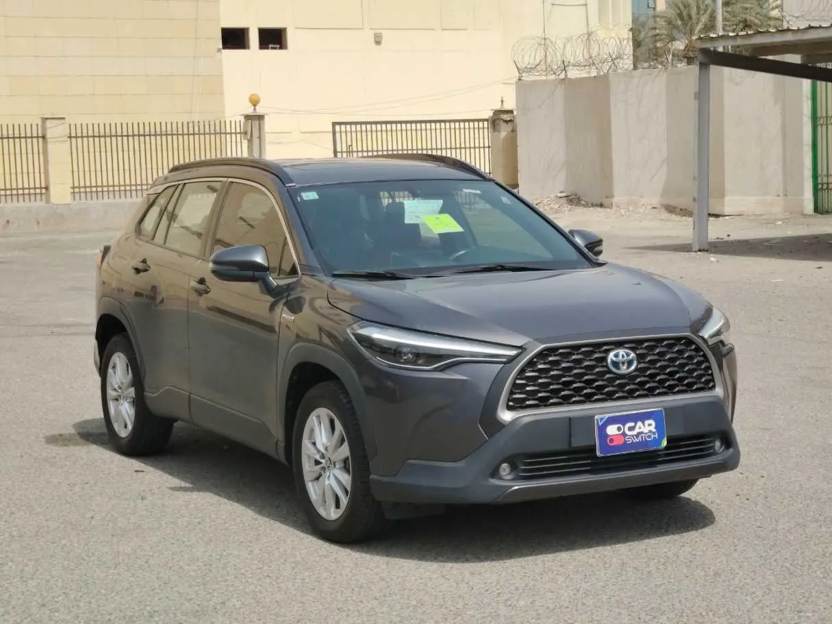 Car image 3