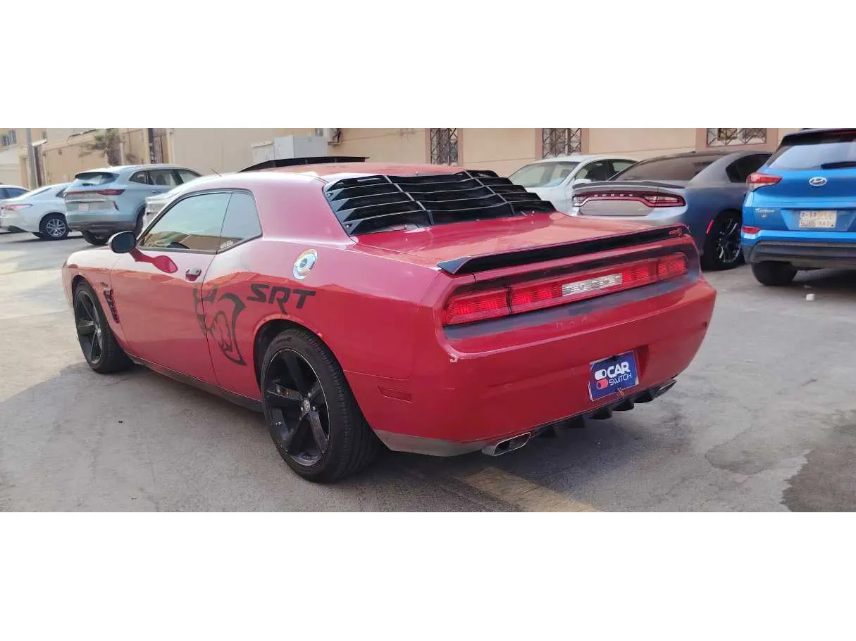 Car image 8