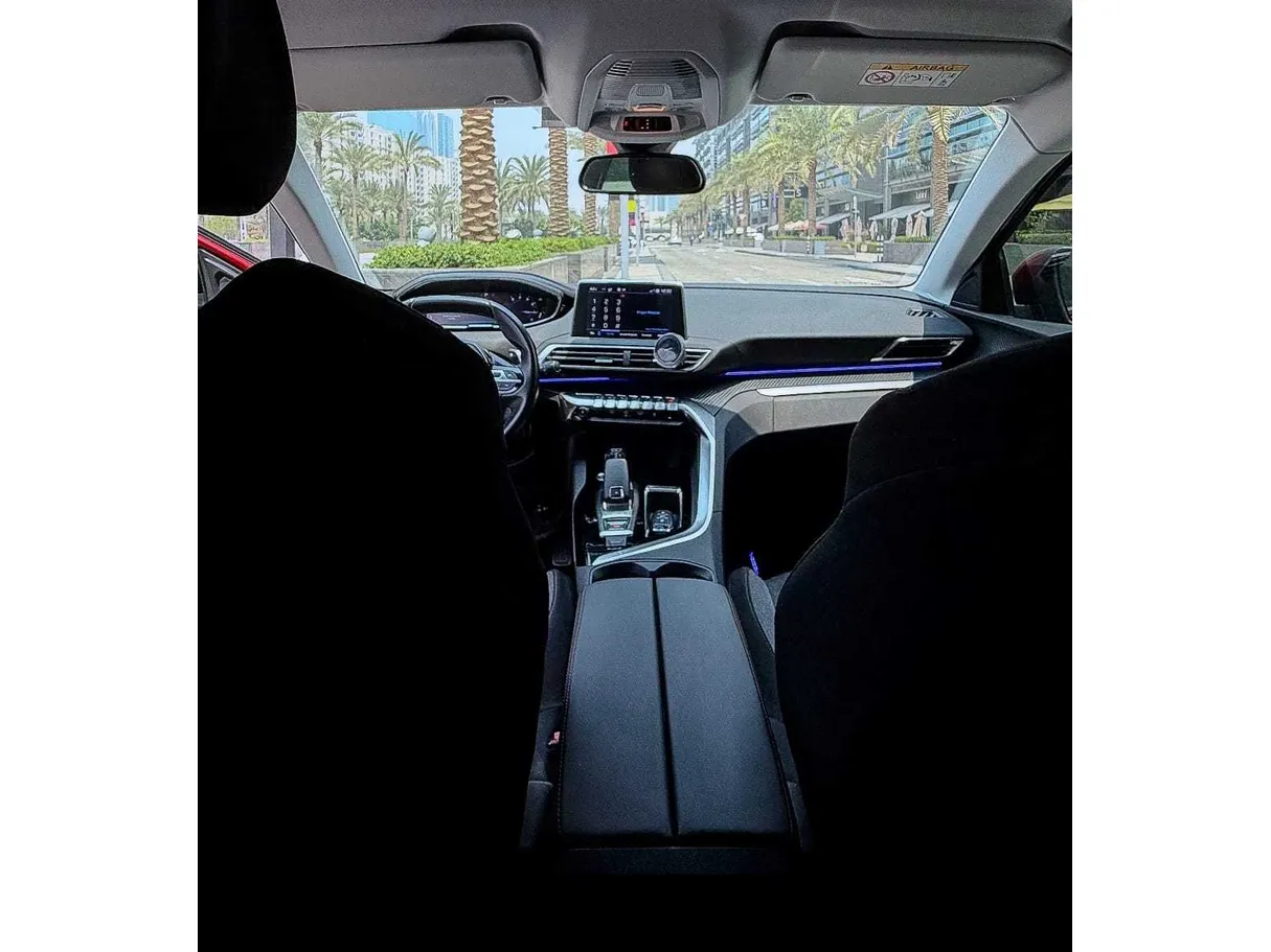 Car image 16