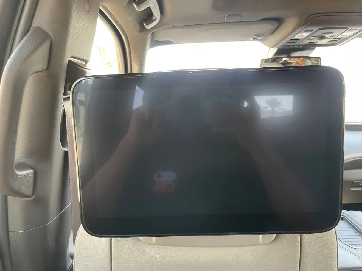 Car image 22
