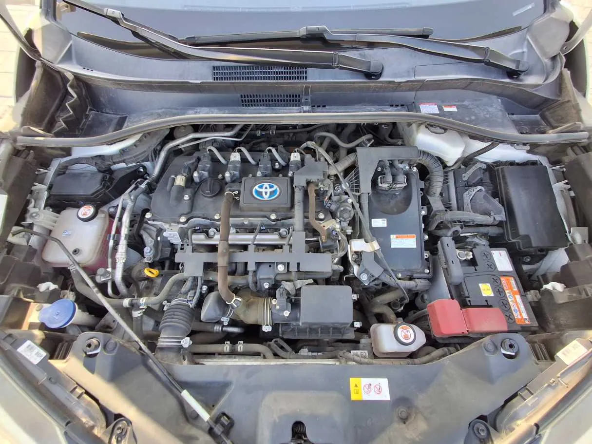 Car image 20
