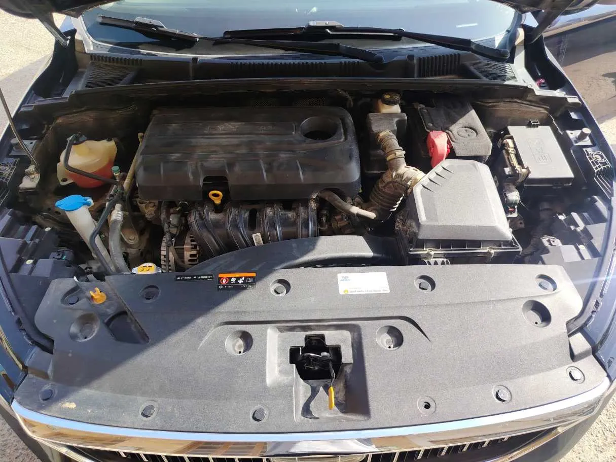 Car image 30
