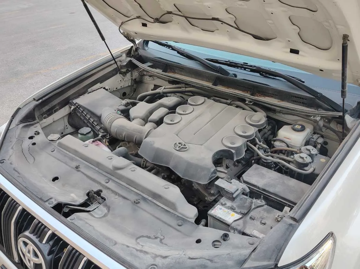 Car image 35