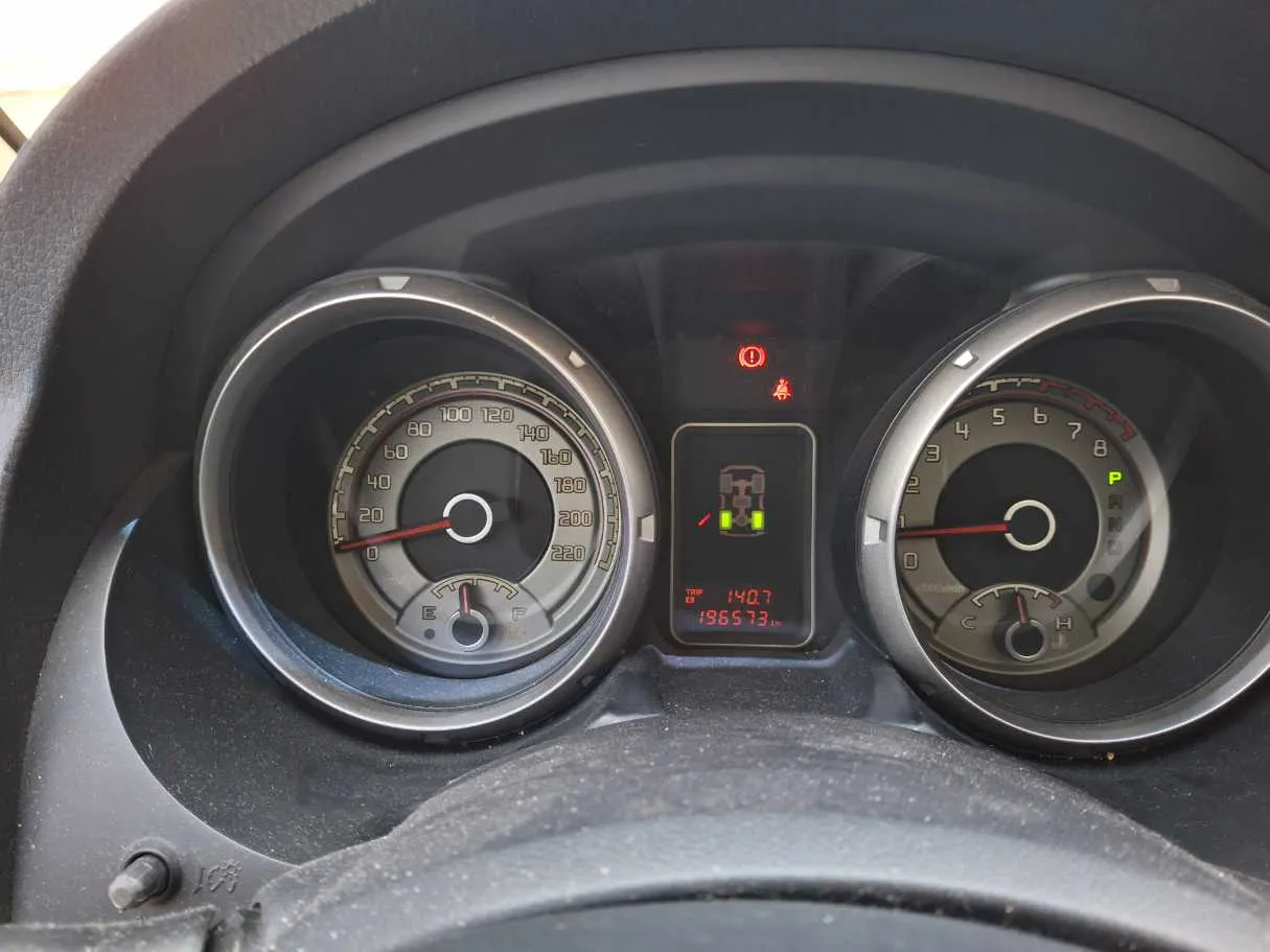 Car image 18