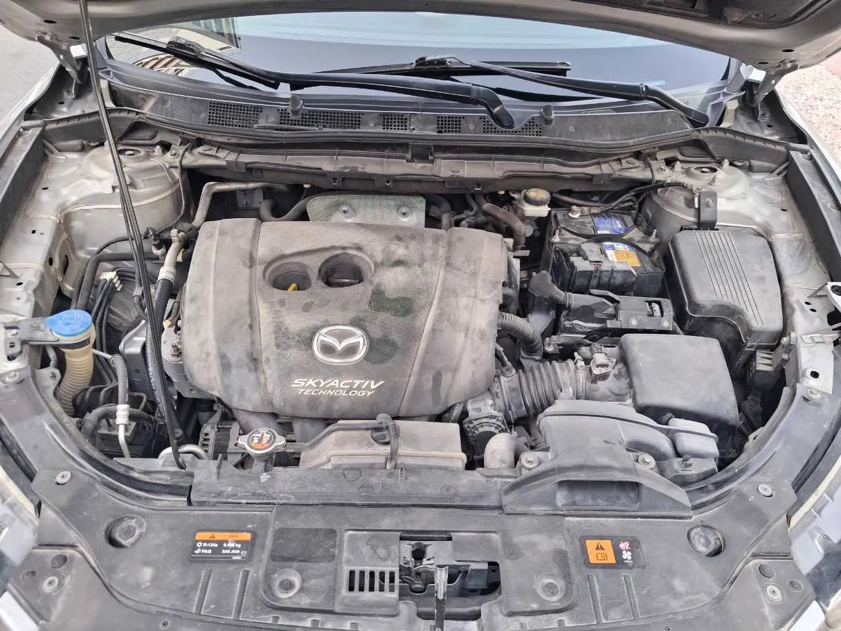 Car image 21