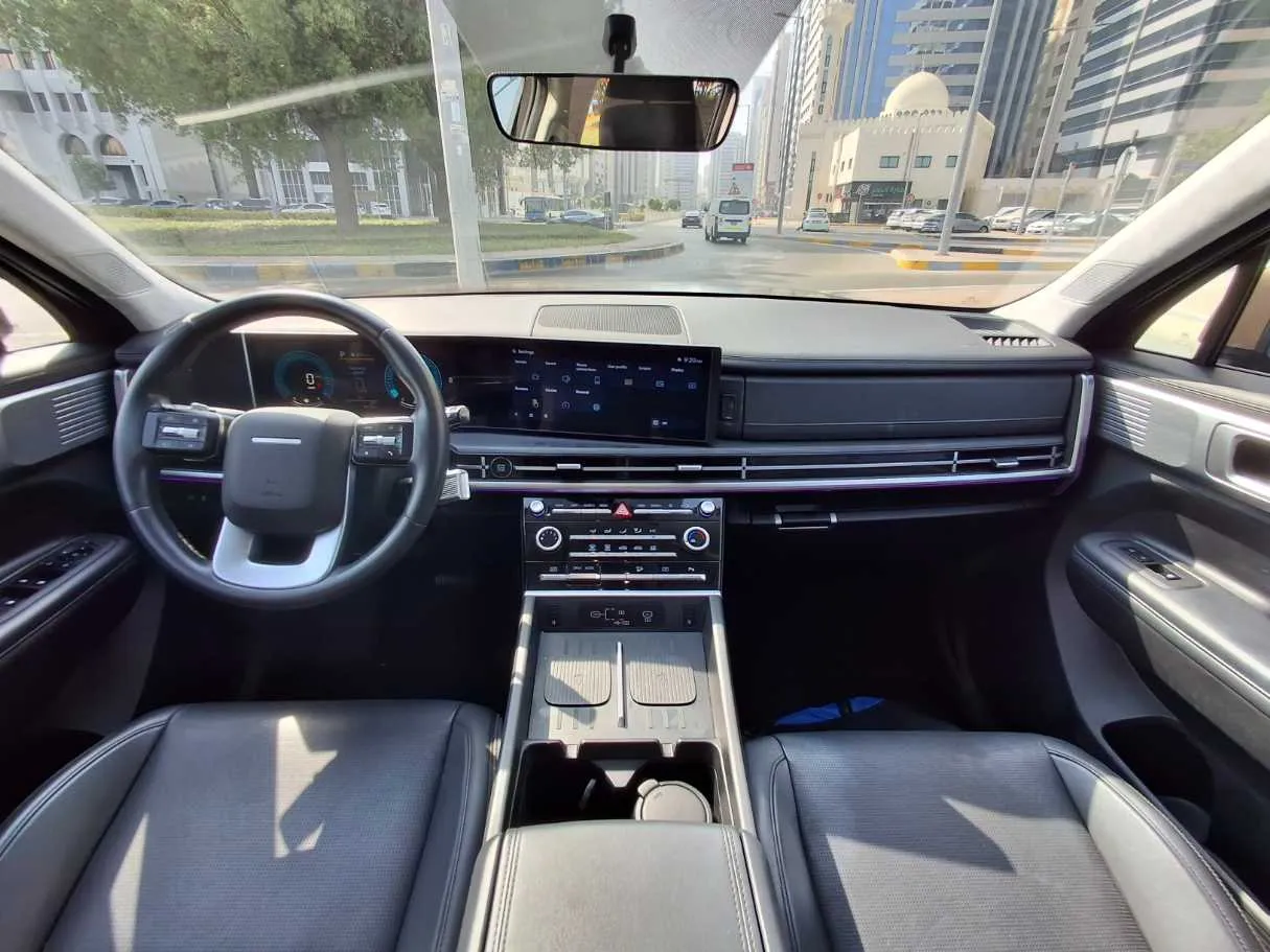 Car image 15