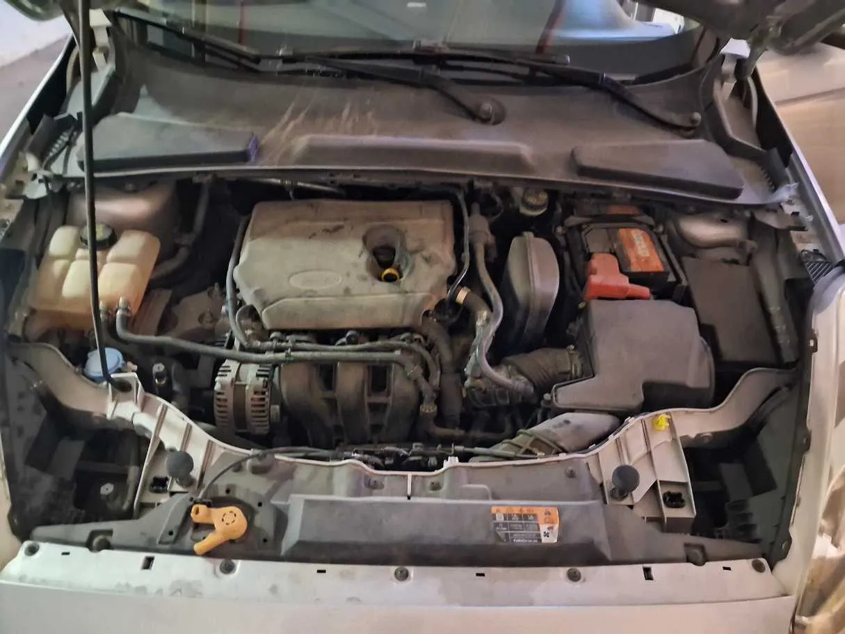 Car image 22