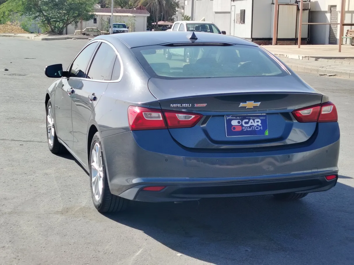 Car image 7