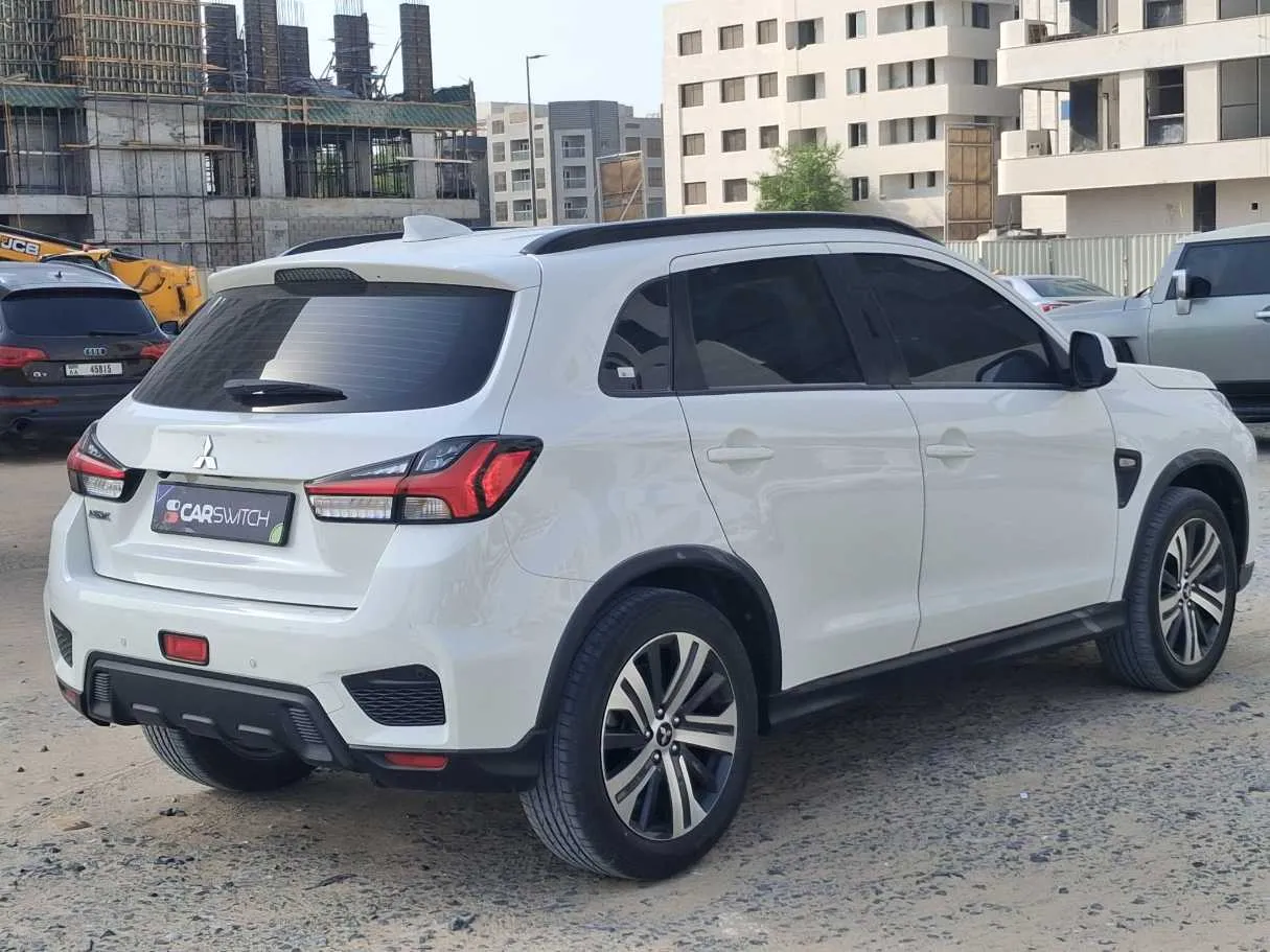 Car image 7