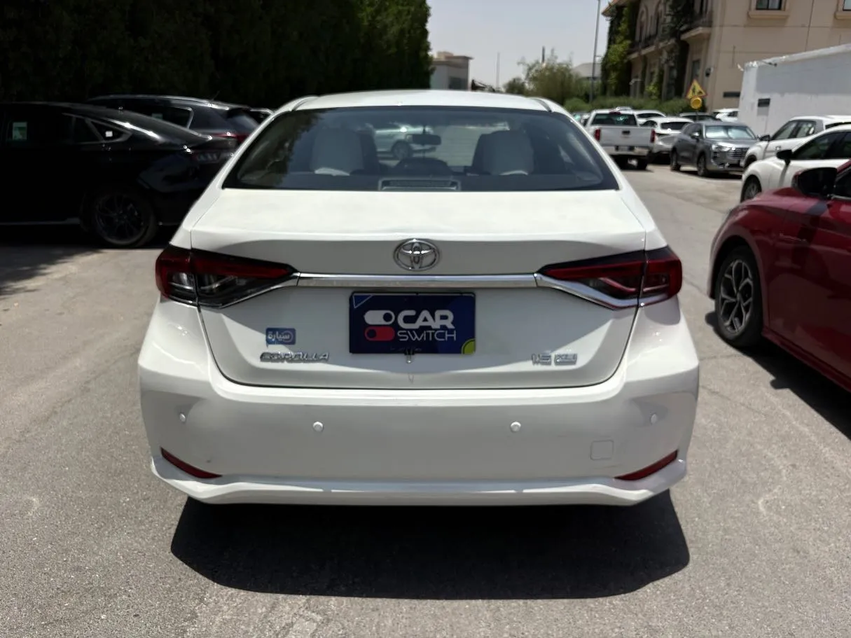 Car image 6