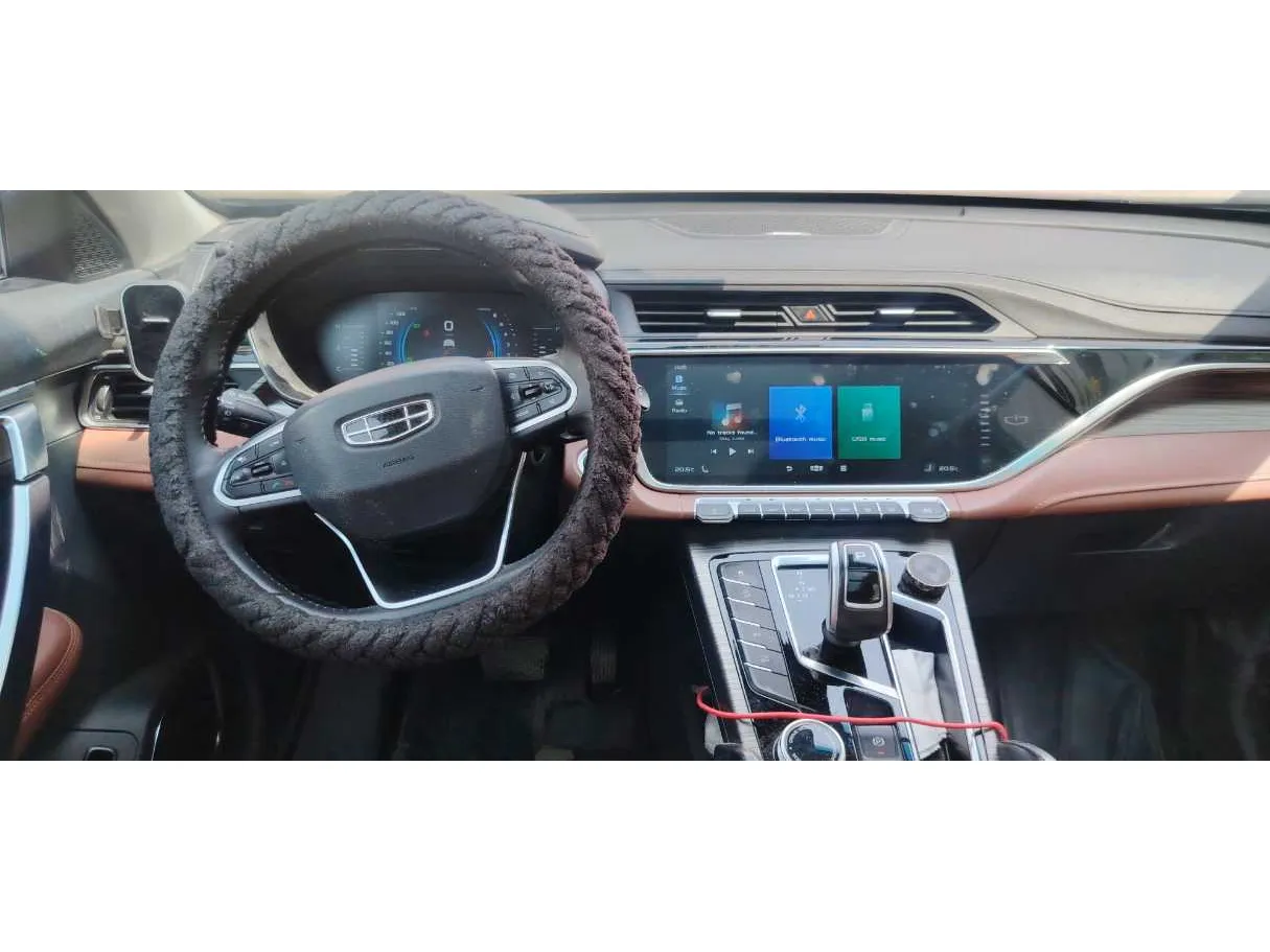 Car image 20