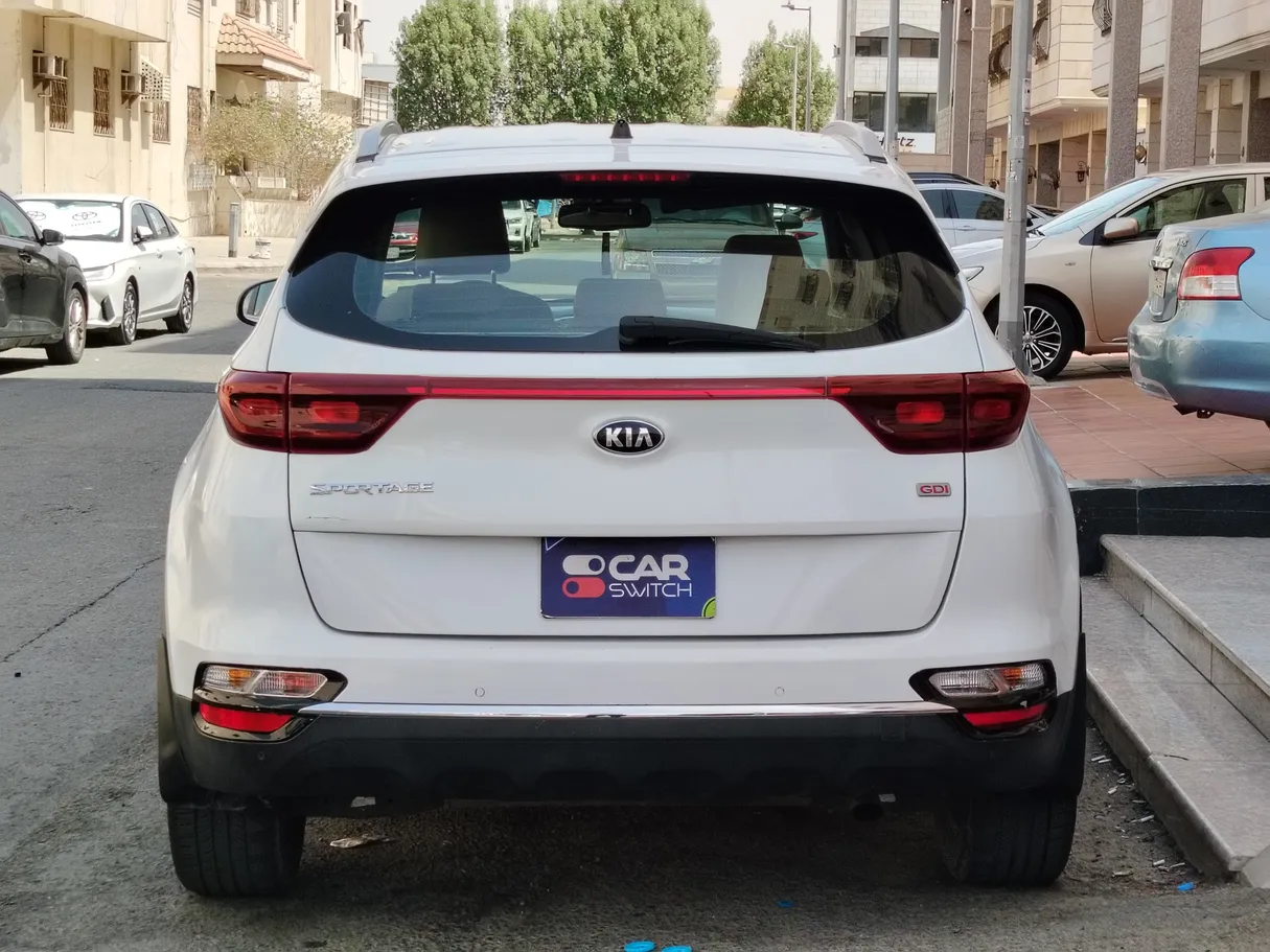 Car image 6