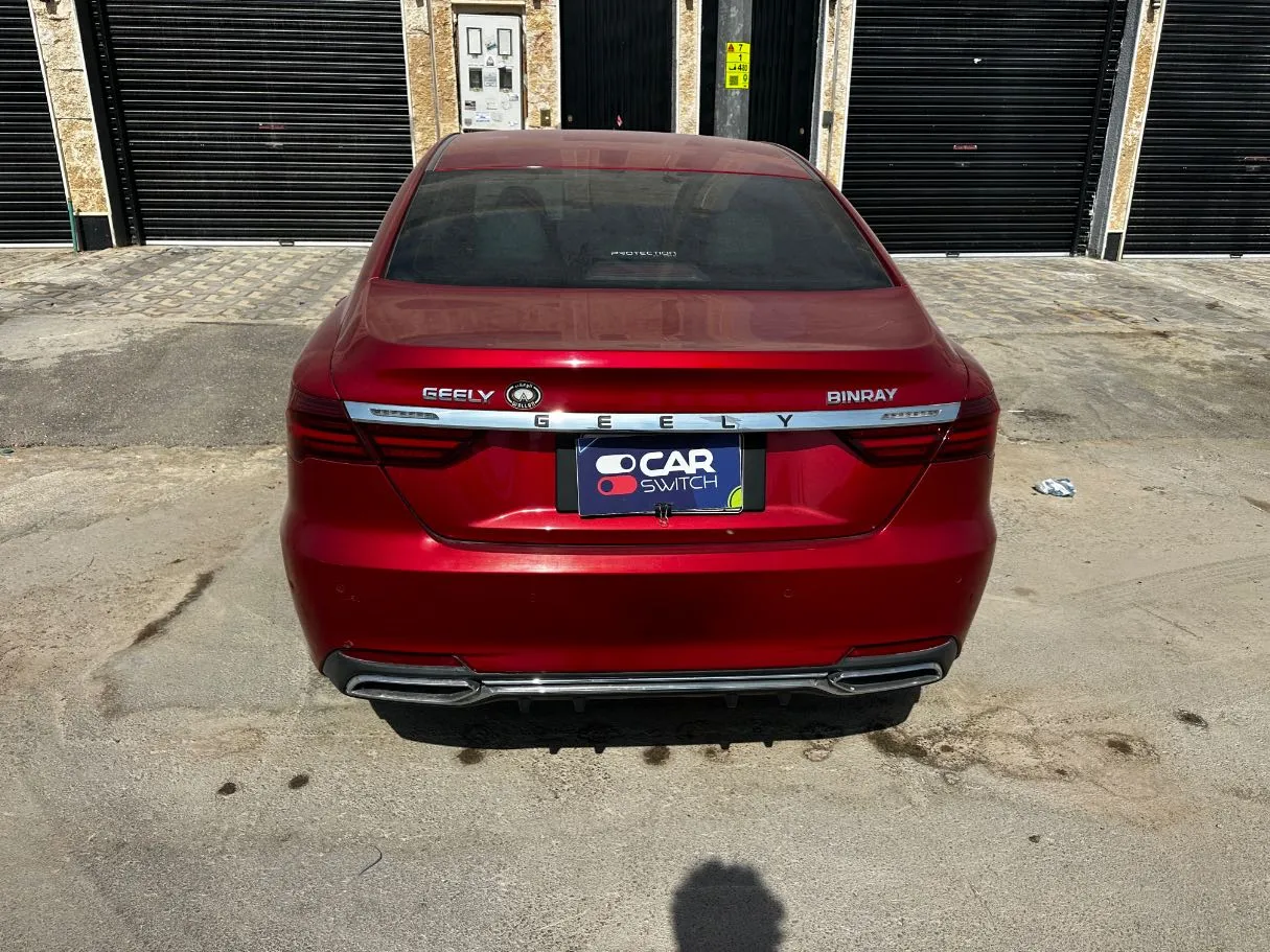 Car image 6