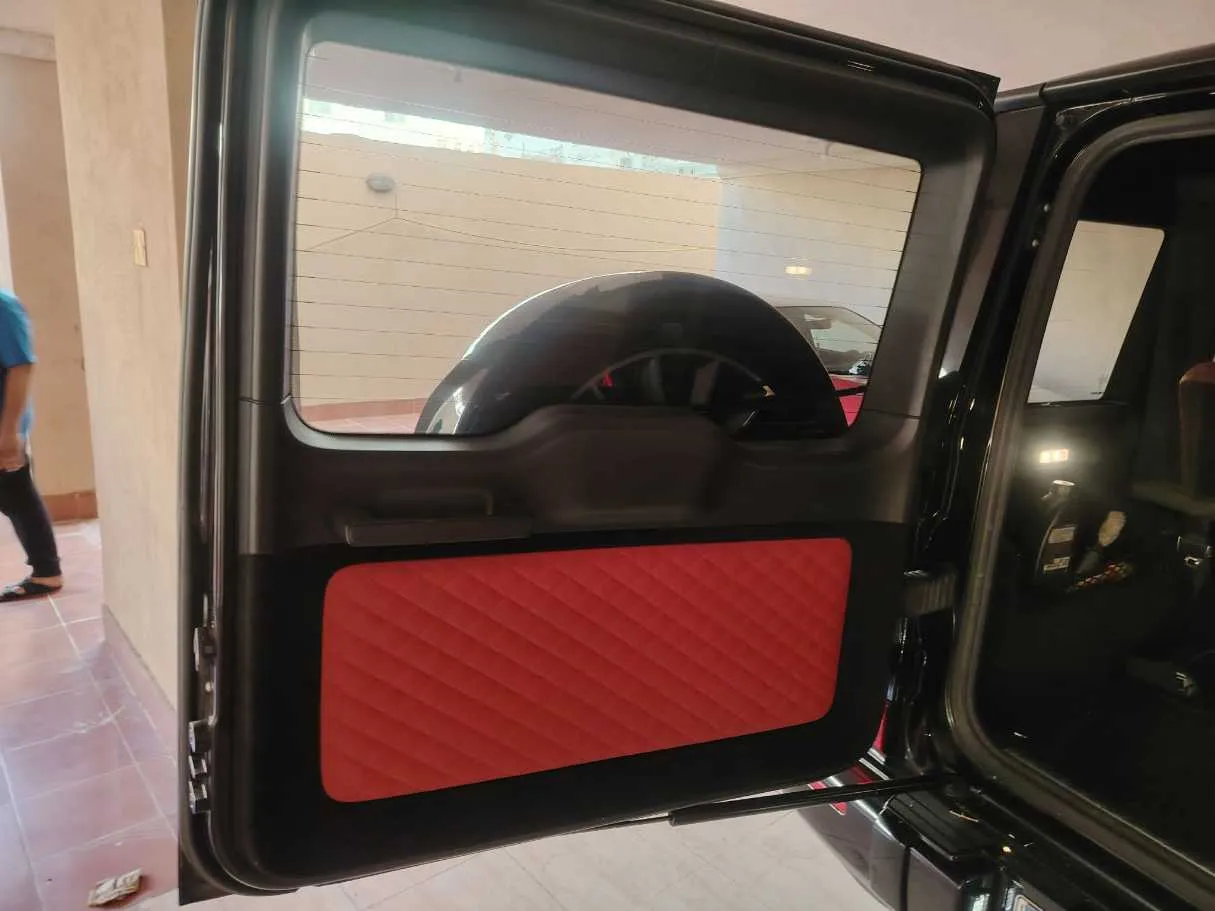 Car image 32