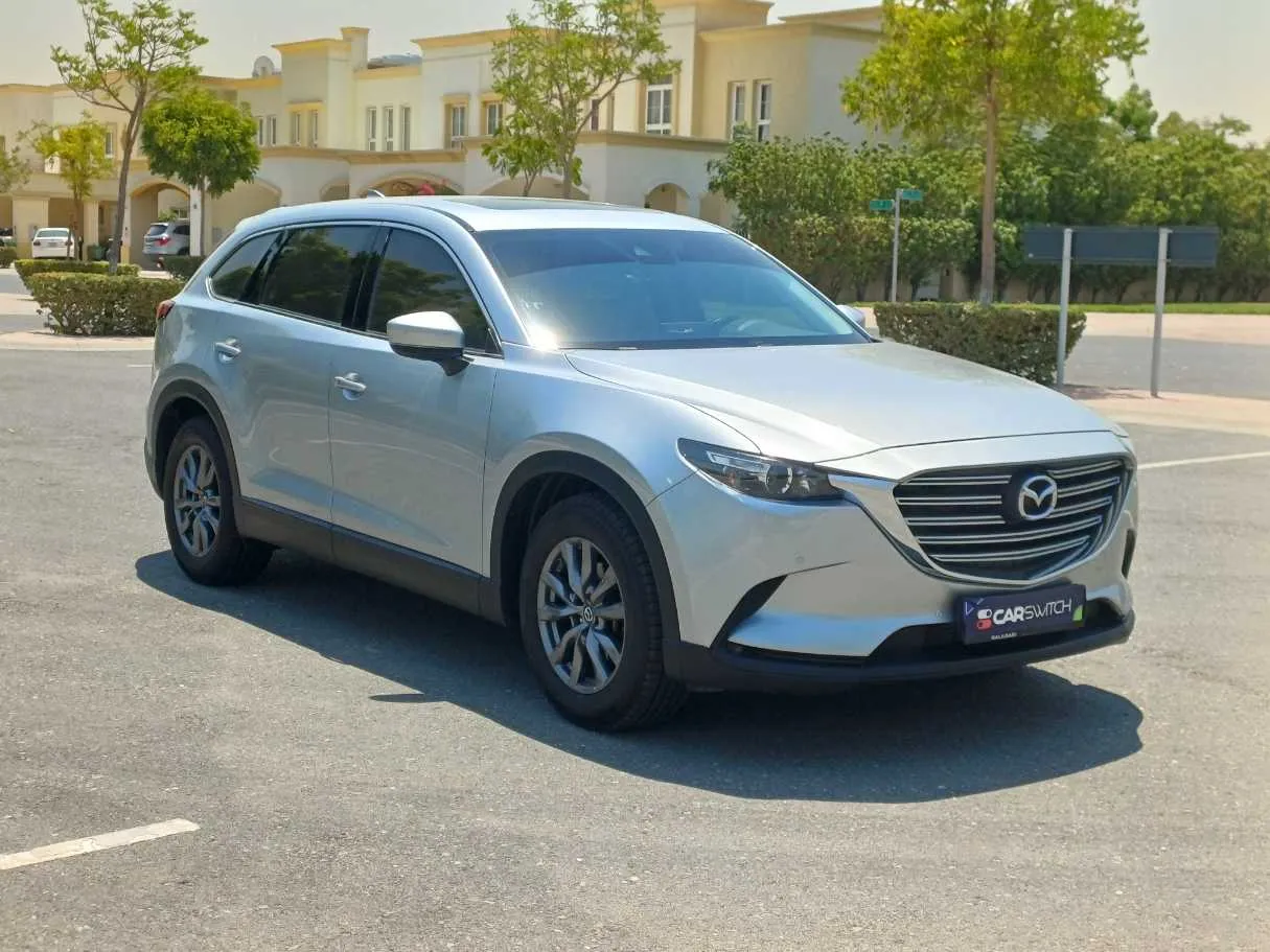 Car image 3