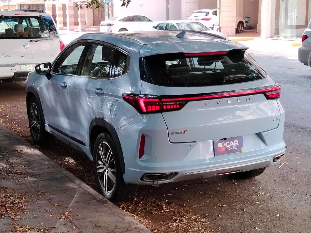 Car image 7