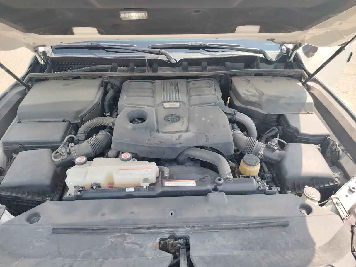 Car image 39