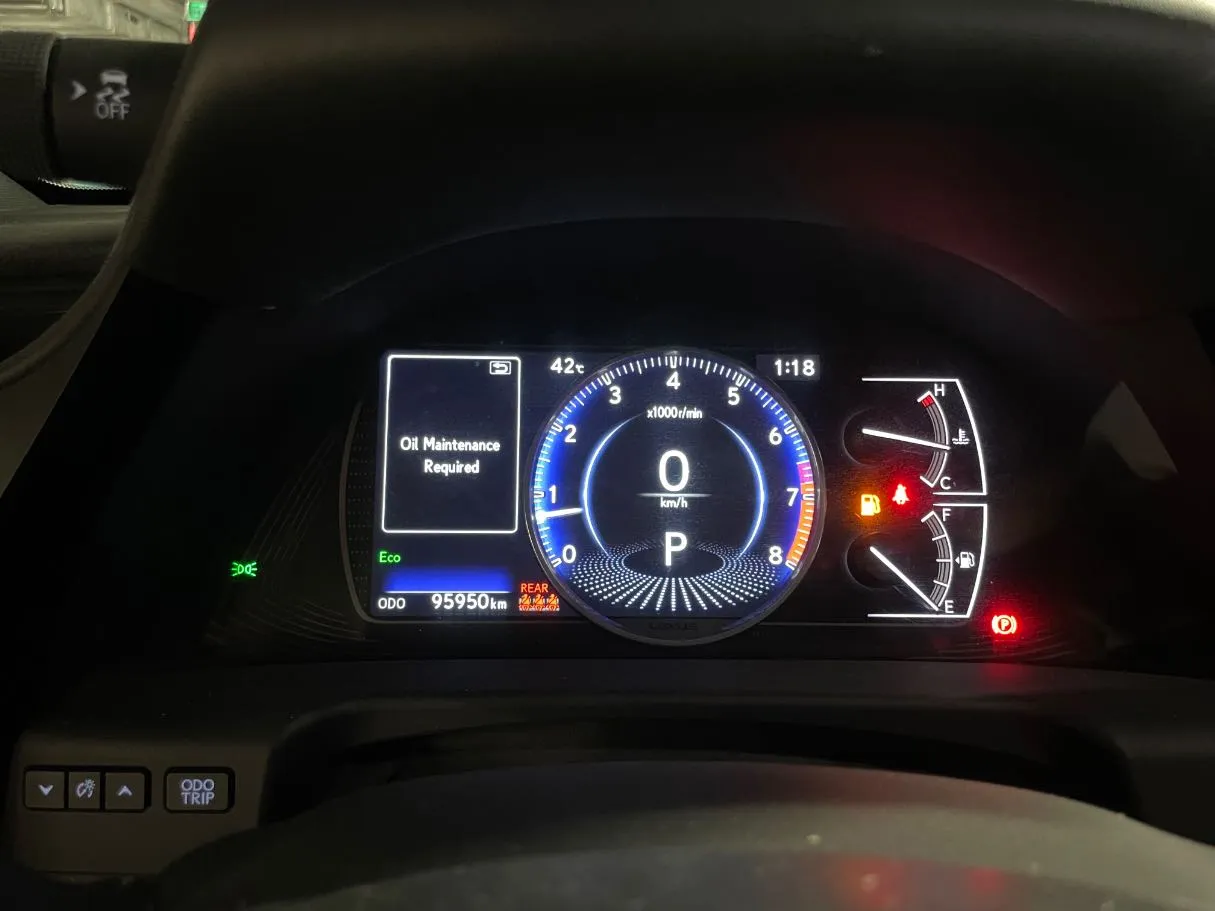Car image 20