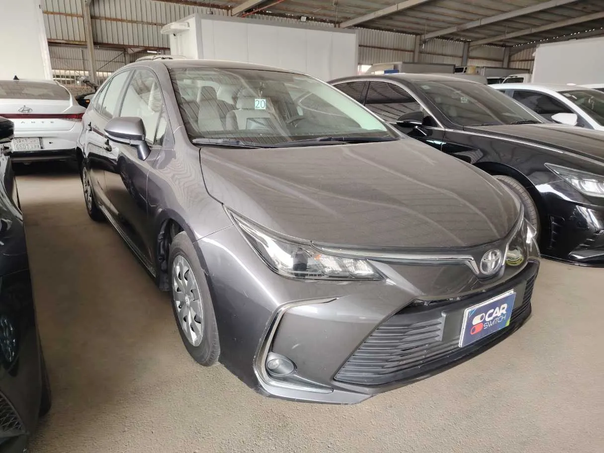 Car image 3