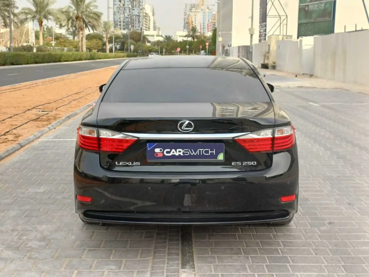 Car image 6