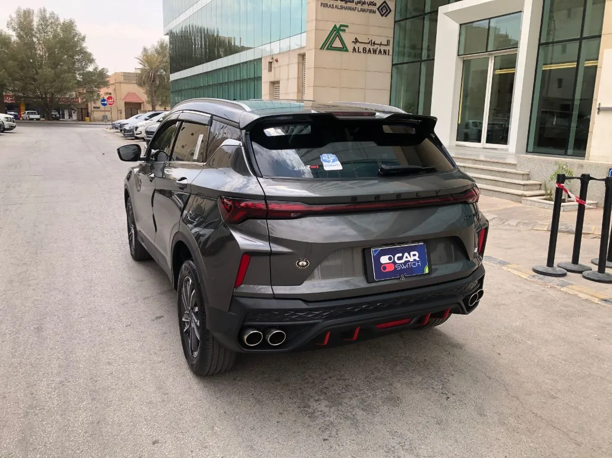 Car image 7
