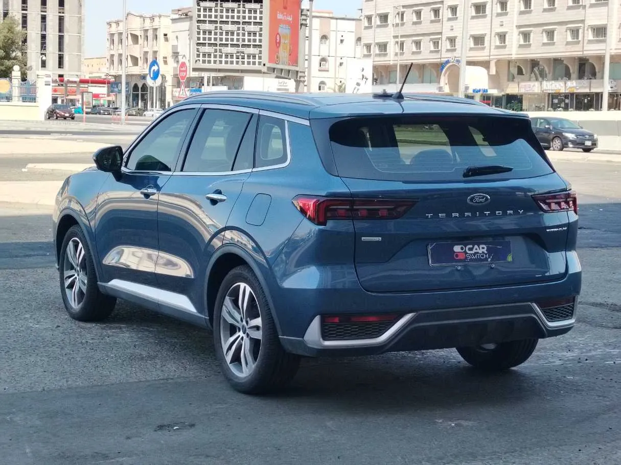 Car image 7