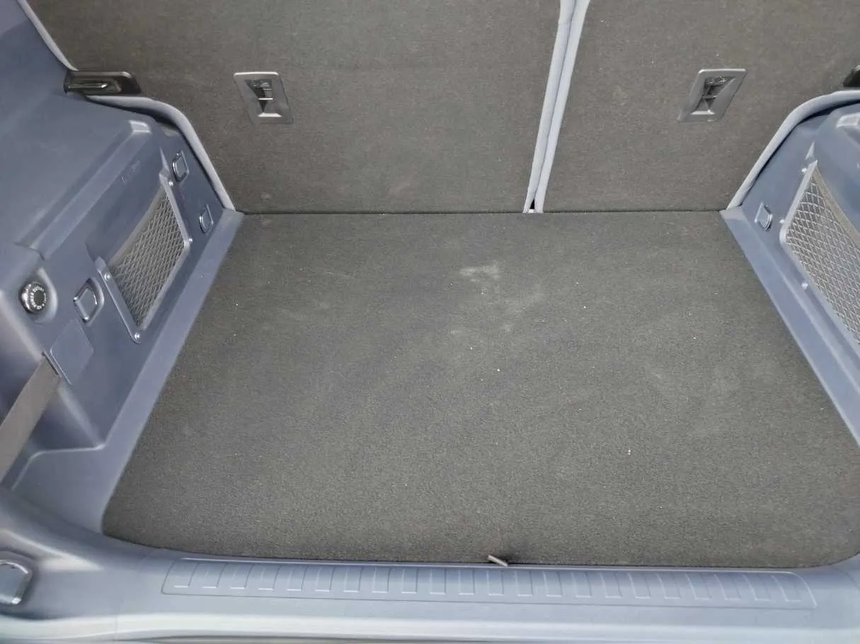 Car image 45