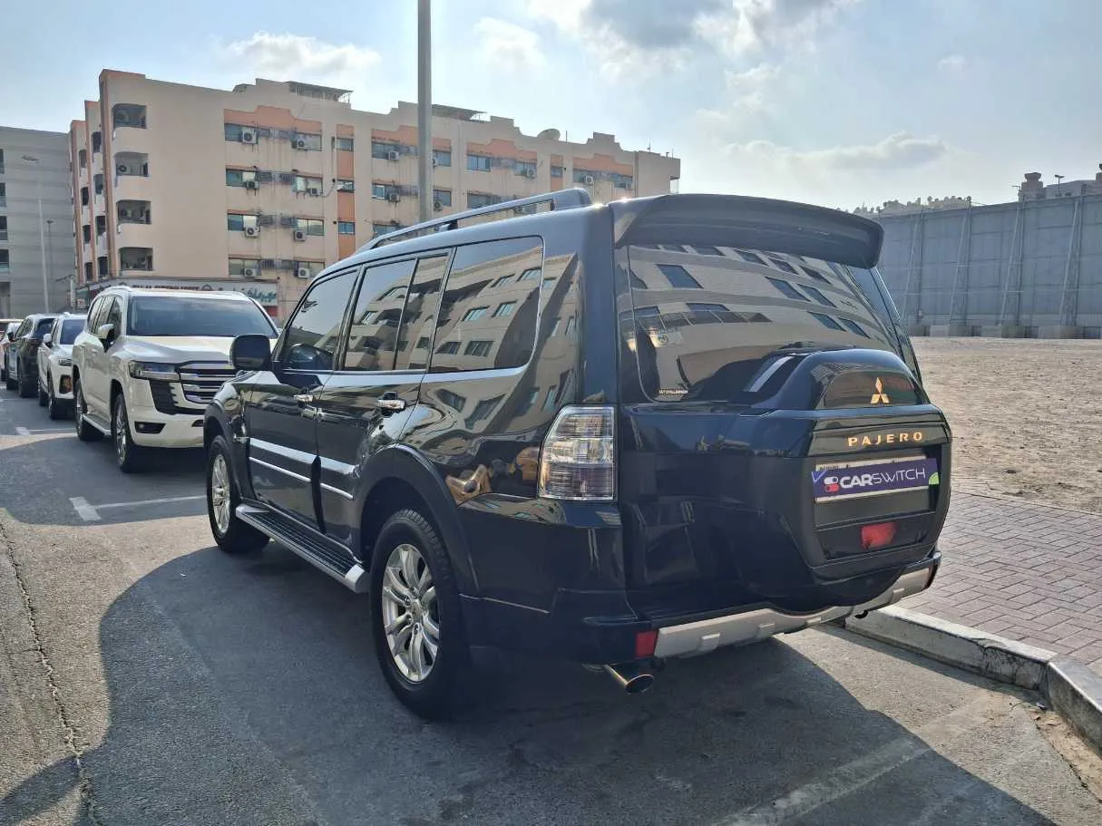 Car image 7