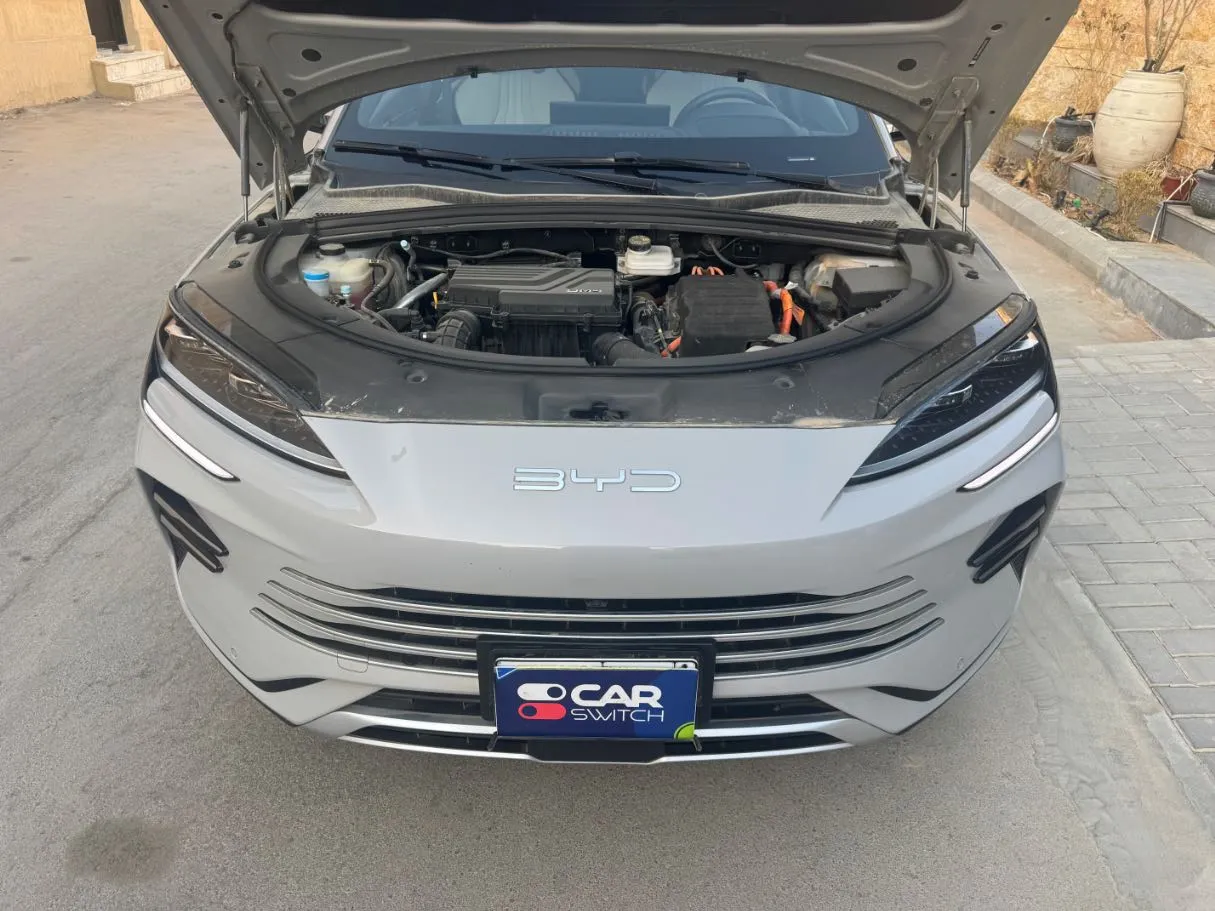 Car image 23