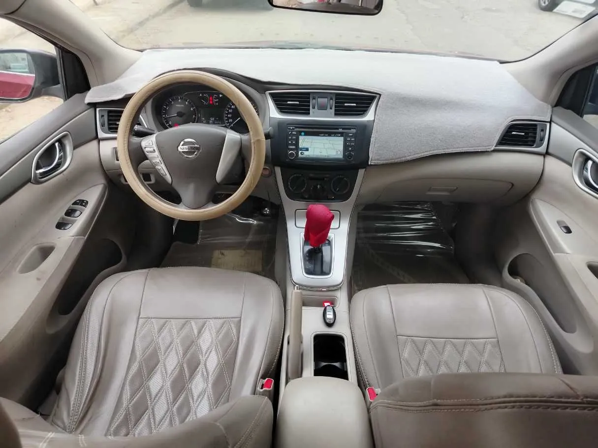 Car image 20