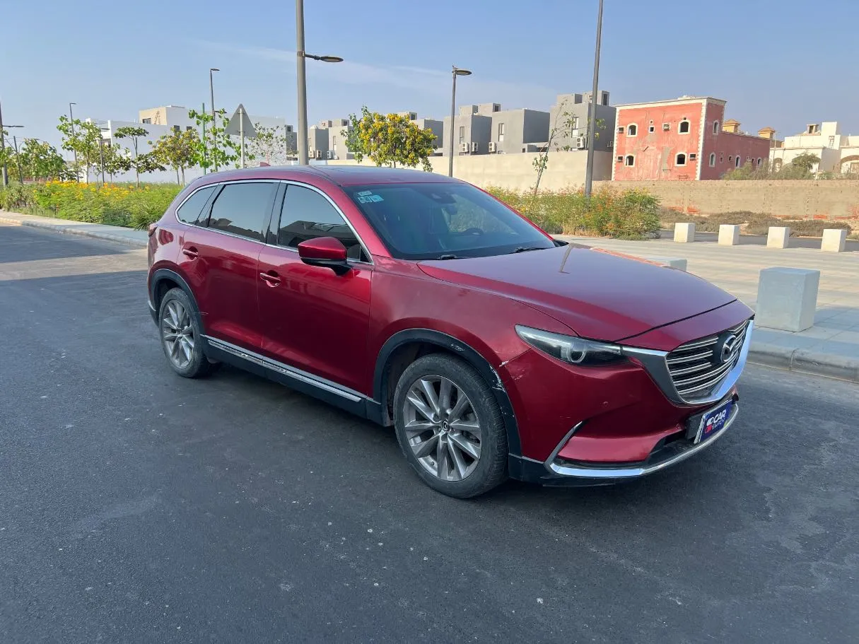 Car image 3