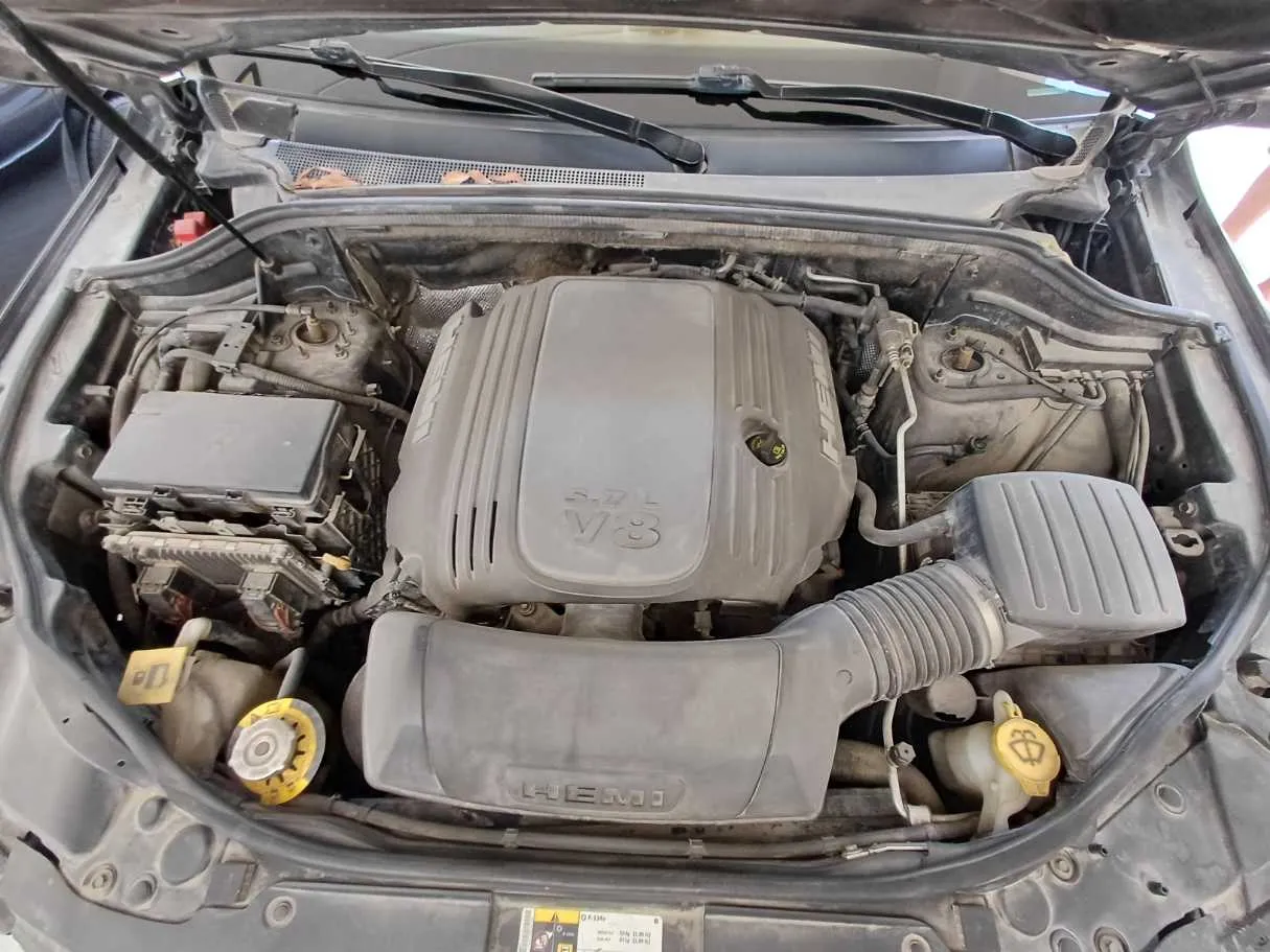 Car image 21